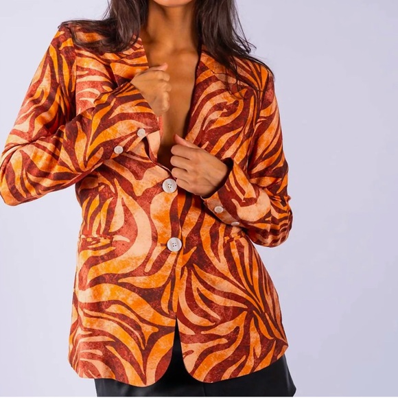 MINKPINK Goldie Blazer In Animal in size Small REVOLVE SPECIAL mrsp$170 - Picture 1 of 5